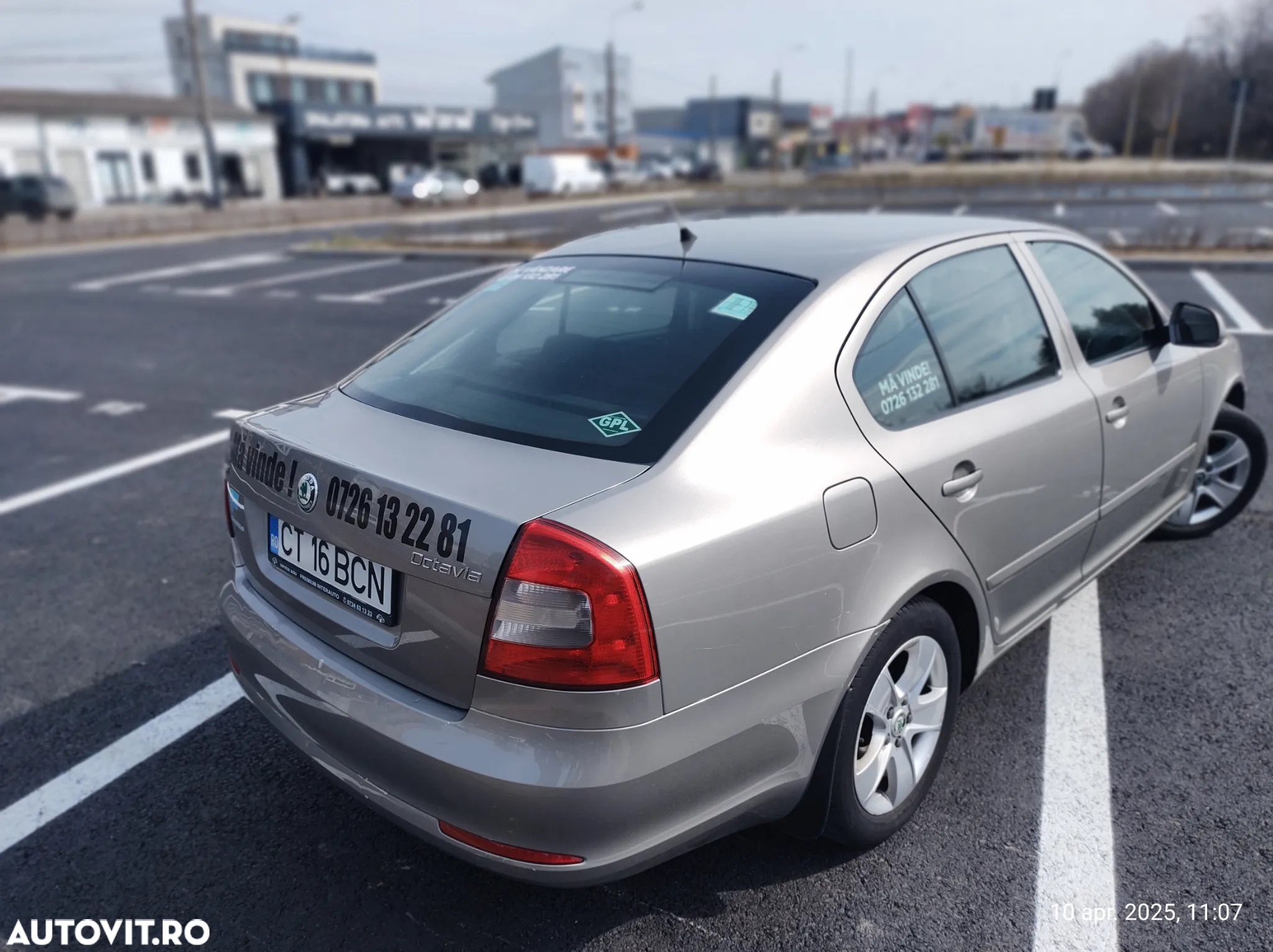 Skoda Octavia 1.6 MPI Ambiente - 13