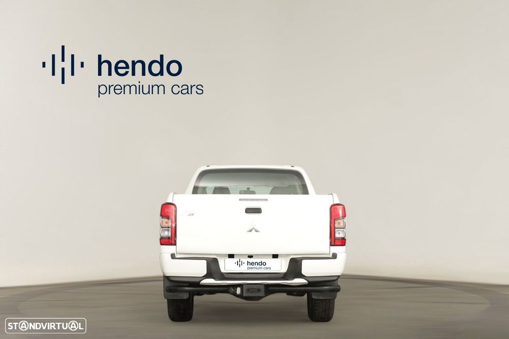 Mitsubishi l200 ver-2-3-di--d-strakar-space-cab-intense-4wd - 6