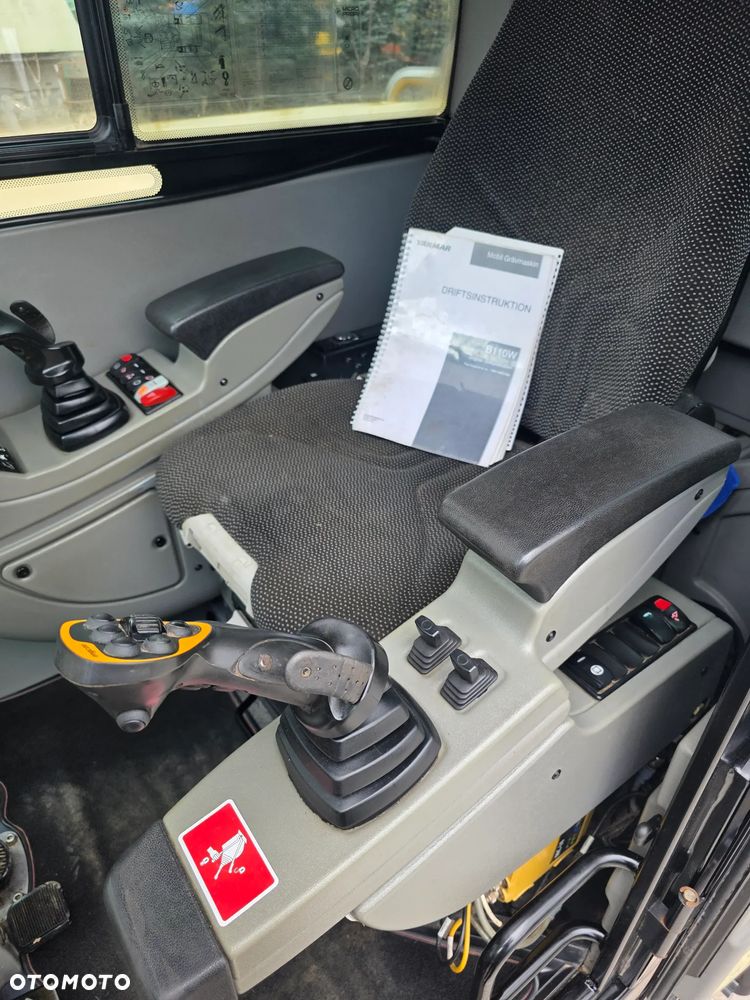 Yanmar B110W Full Opcja System 3D - 30