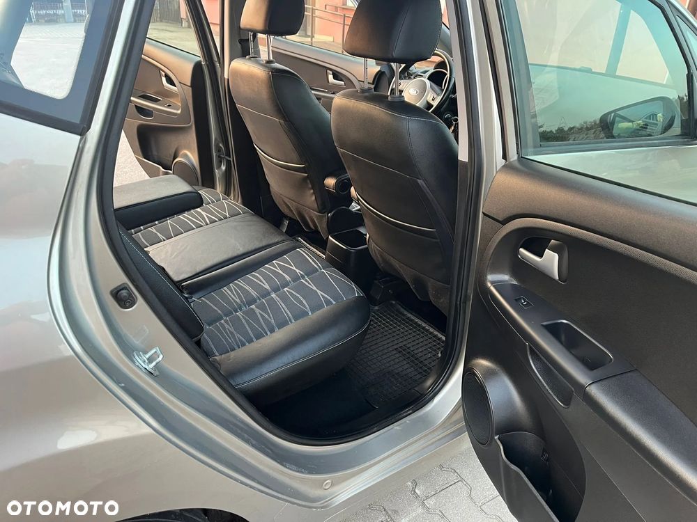 Kia Venga 1.6 CVVT Automatik Edition 7 - 14