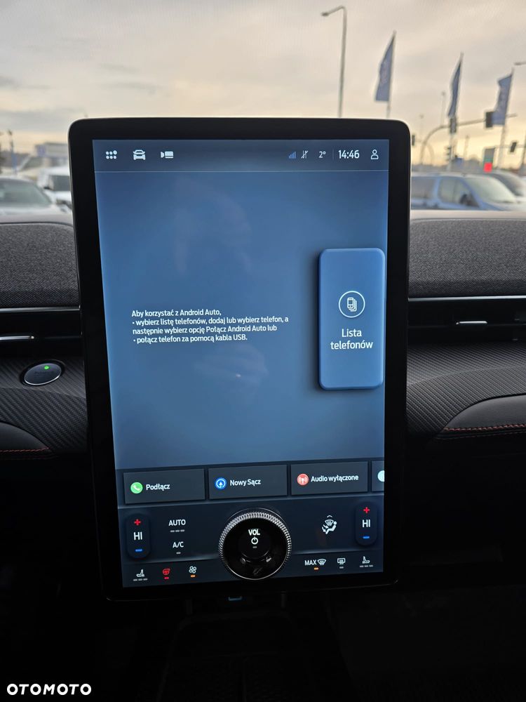 Ford Mustang Mach-E - 9