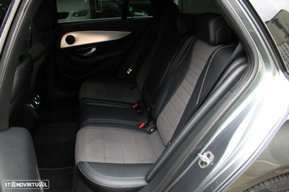 Mercedes-Benz E 300 de Exclusive Line - 8