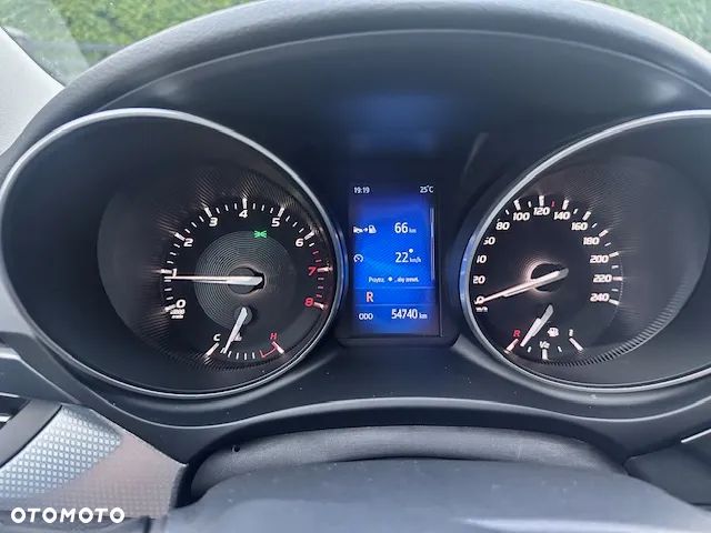 Toyota Avensis 2.0 Premium MS - 13