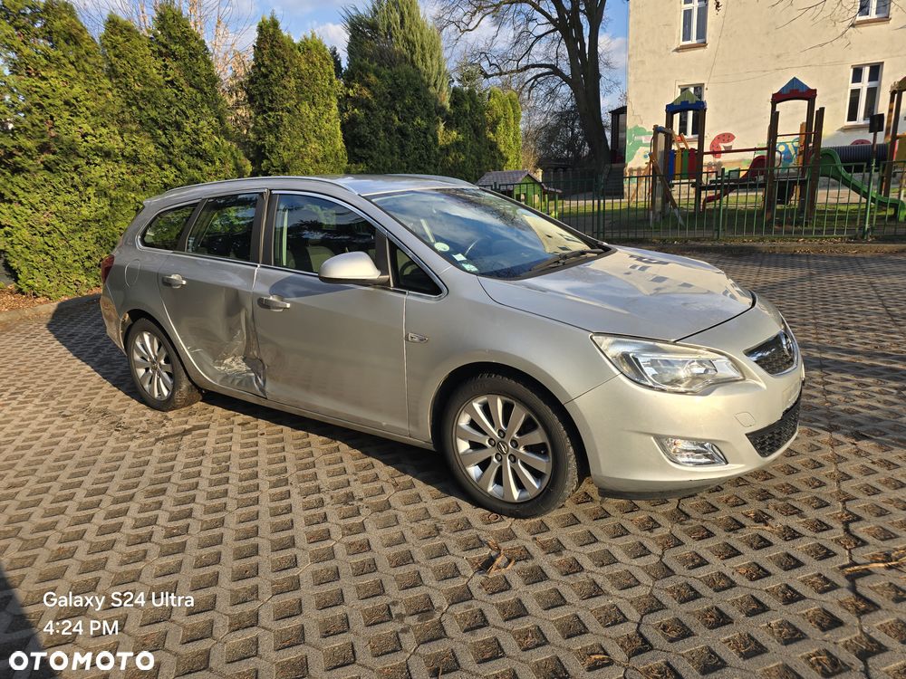 Opel Astra 1.7 CDTI Cosmo - 4