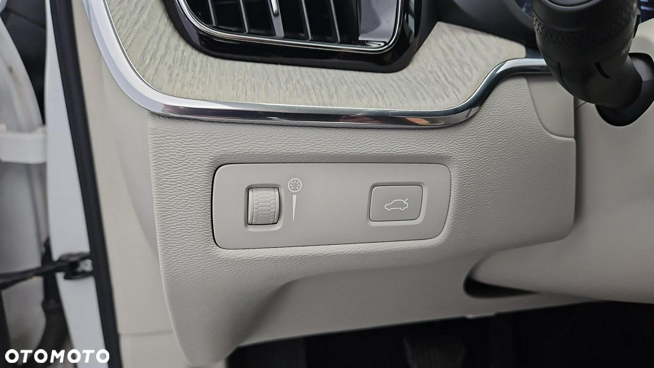 Volvo XC 60 - 16