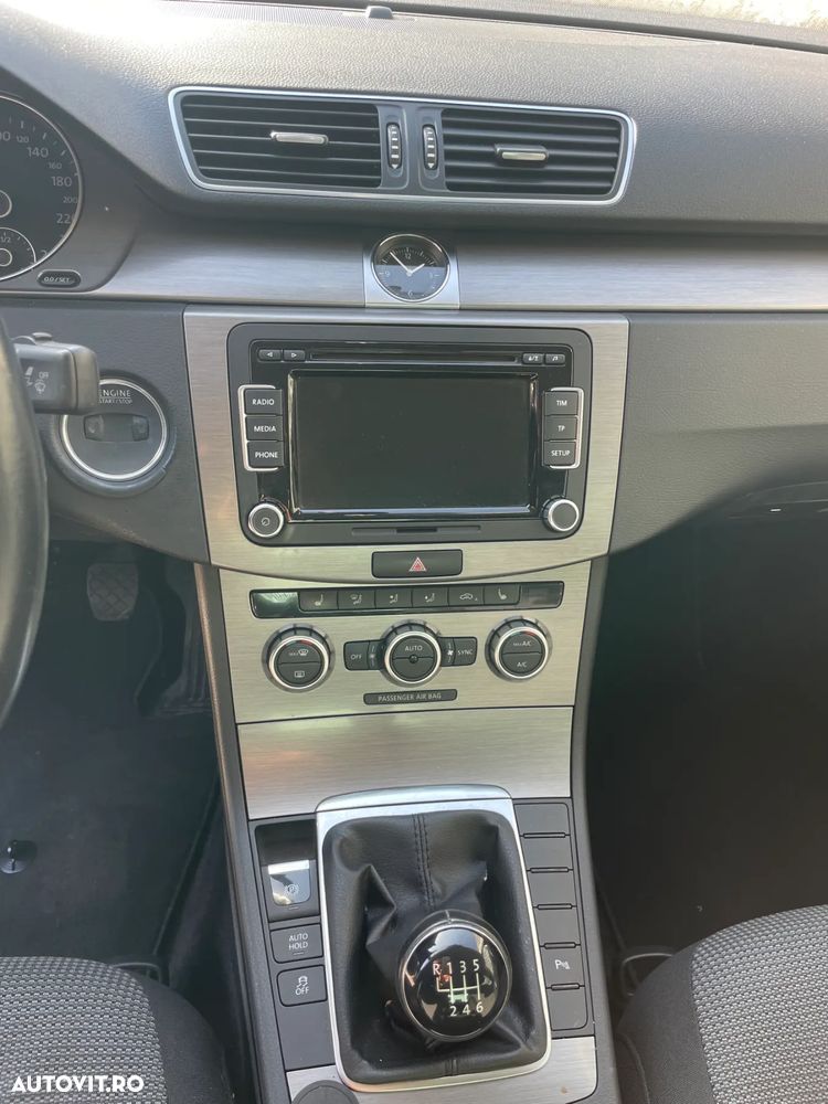 Volkswagen Passat 2.0 TDI BlueMotion Tehnology Comfortline - 14