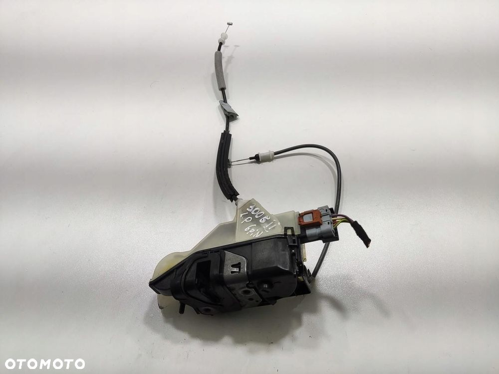 ZAMEK DRZWI LEWY PRZÓD PEUGEOT 3008 II 2016-2020 6 PIN 104235 PSA104235 - 3