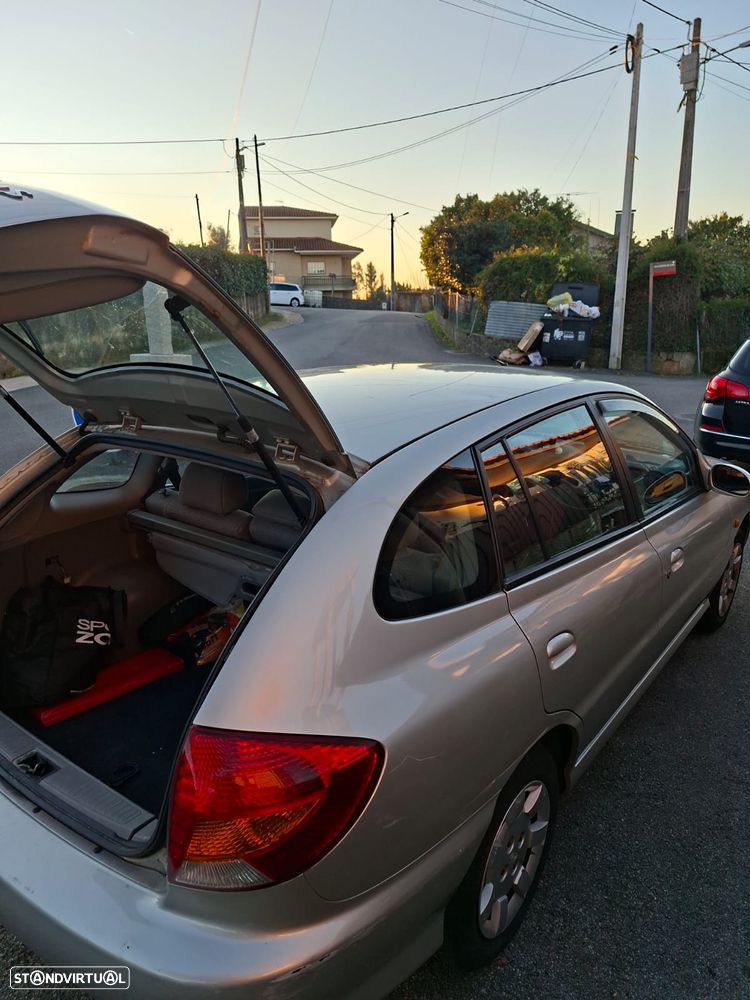 Kia Rio SW 1.3 LS - 3