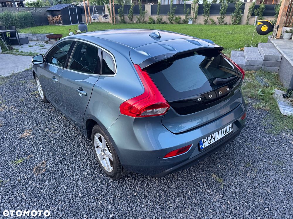 Volvo V40 D2 Momentum - 5