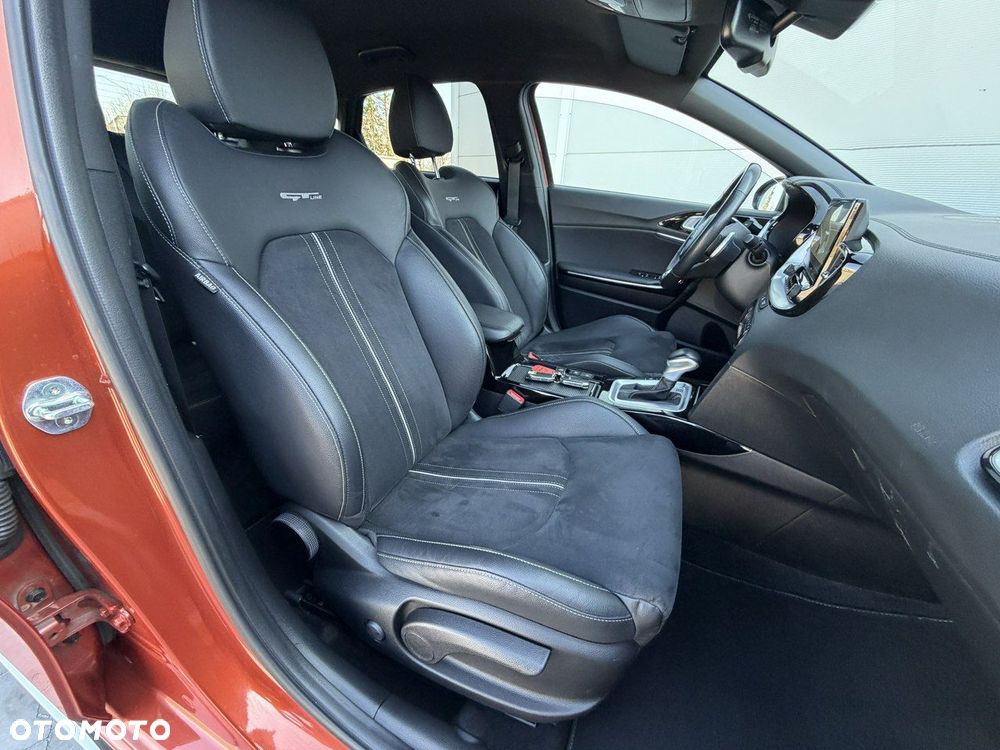 Kia Ceed 1.6 CRDi (48V Mild-Hybrid) DCT7 GT Line - 34