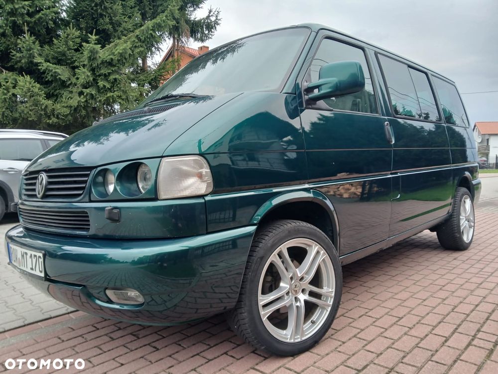 Volkswagen Multivan - 10