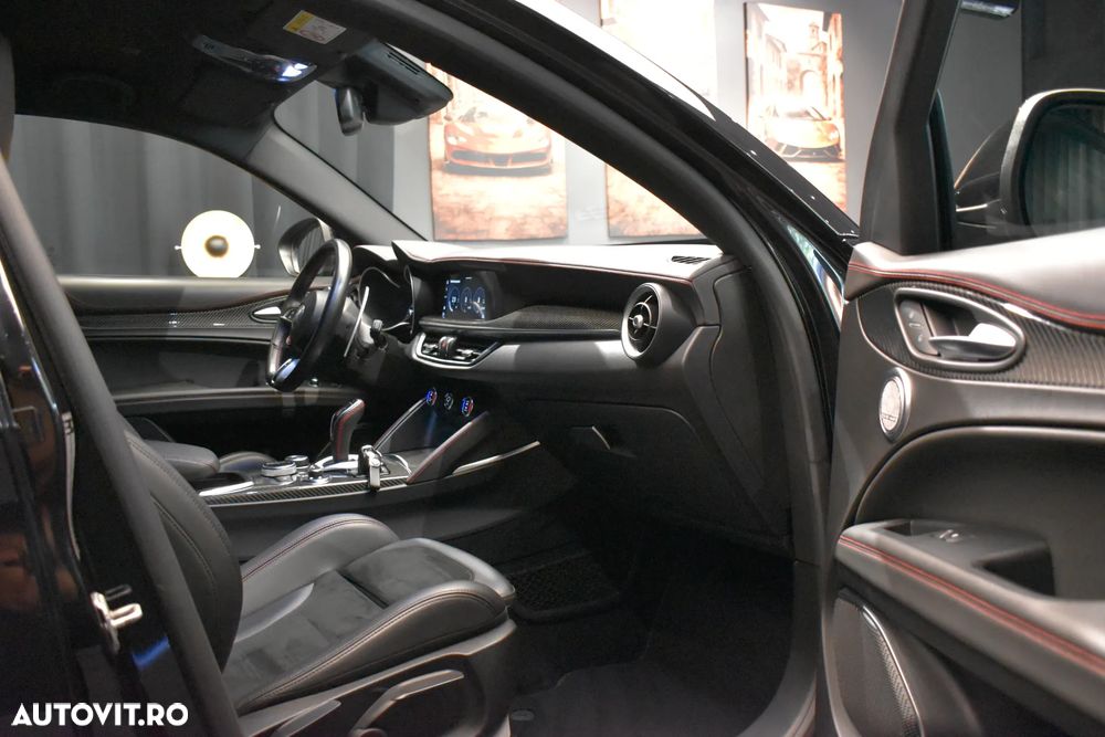 Alfa Romeo Stelvio 2.9 V6 Turbo AWD AT8 Quadrifoglio - 10
