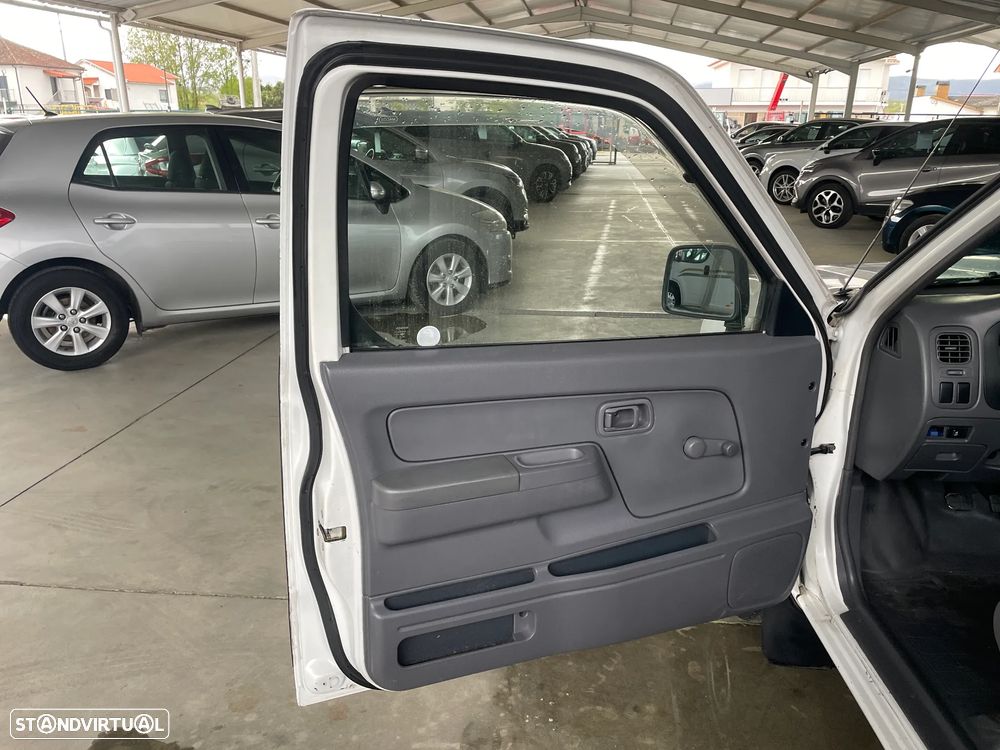 Nissan PICK UP D22 2.5 TURBO - 12