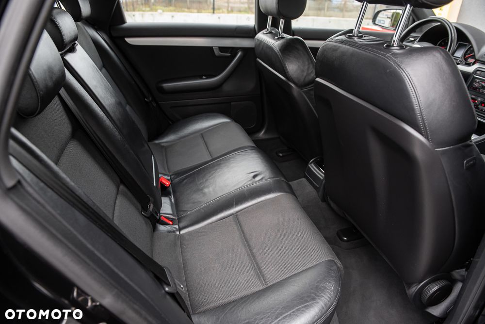 Audi A4 Avant 1.8 T quattro - 27