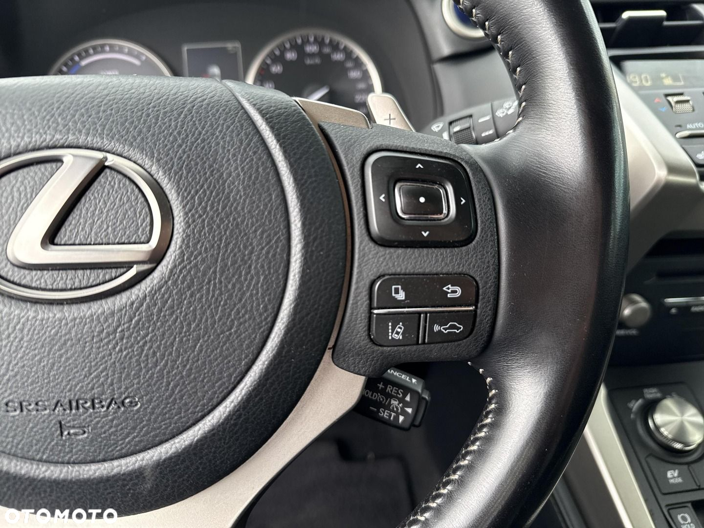 Lexus NX - 17