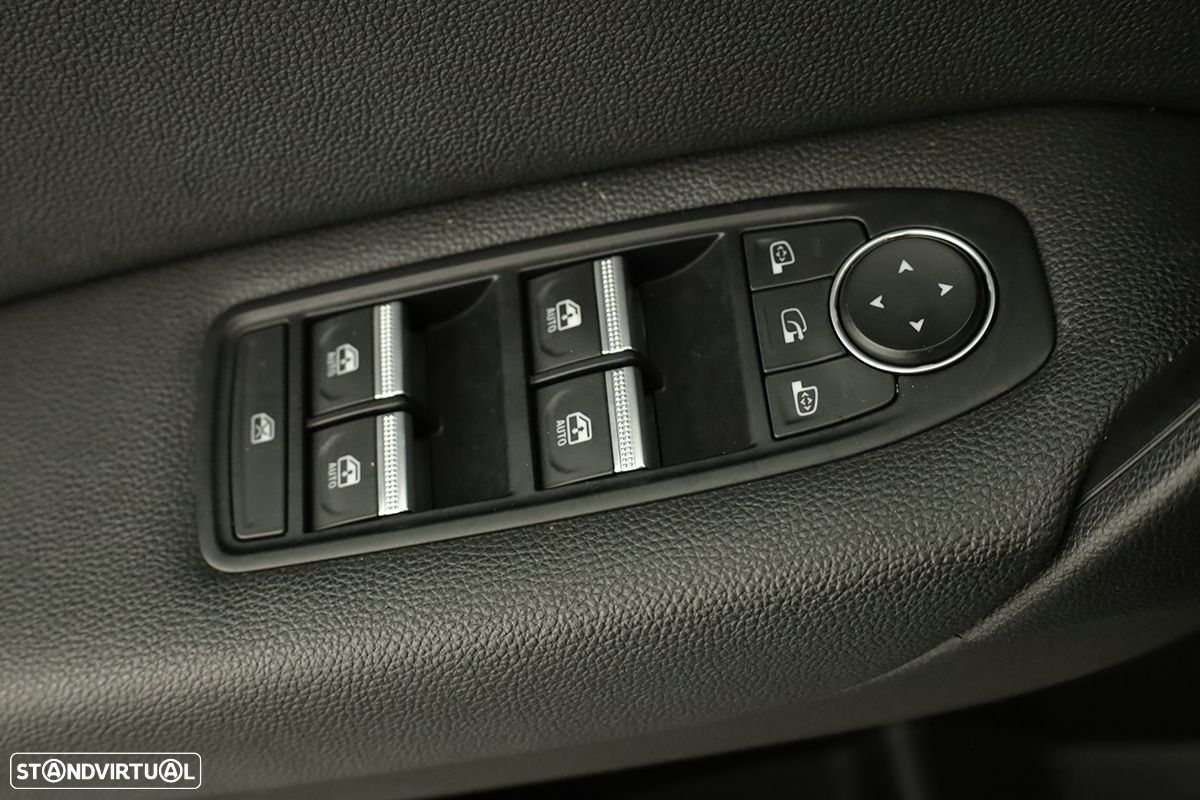 Renault Captur 1.6 E-Tech Plug-In Intens - 17