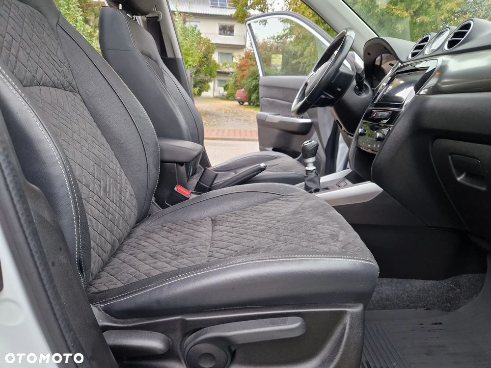 Suzuki Vitara 1.4 Boosterjet Elegance Sun 4WD - 21