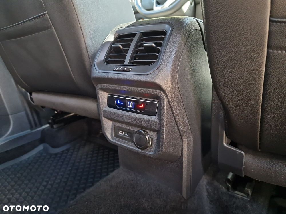 Volkswagen Tiguan Allspace 2.0 TDI 4Mot R-Line DSG - 28