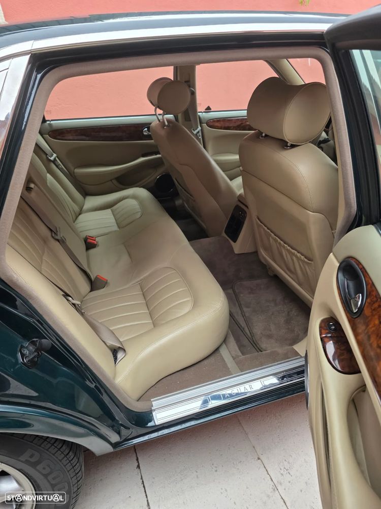 Jaguar XJ XJ8 3.2 Executive - 10