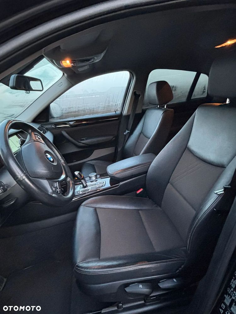 BMW X4 xDrive20i xLine - 9