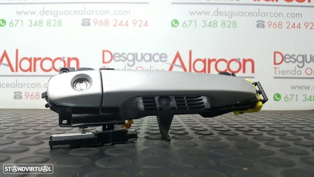 PUXADOR EXTERIOR FRENTE ESQUERDO TOYOTA VERSO COMFORT - 1