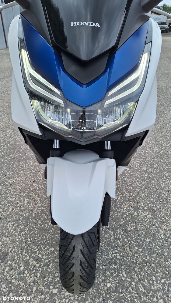 Honda NSS - 19