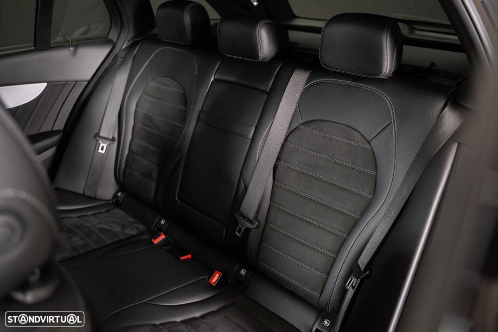 Mercedes-Benz C 300 de AMG Line - 43