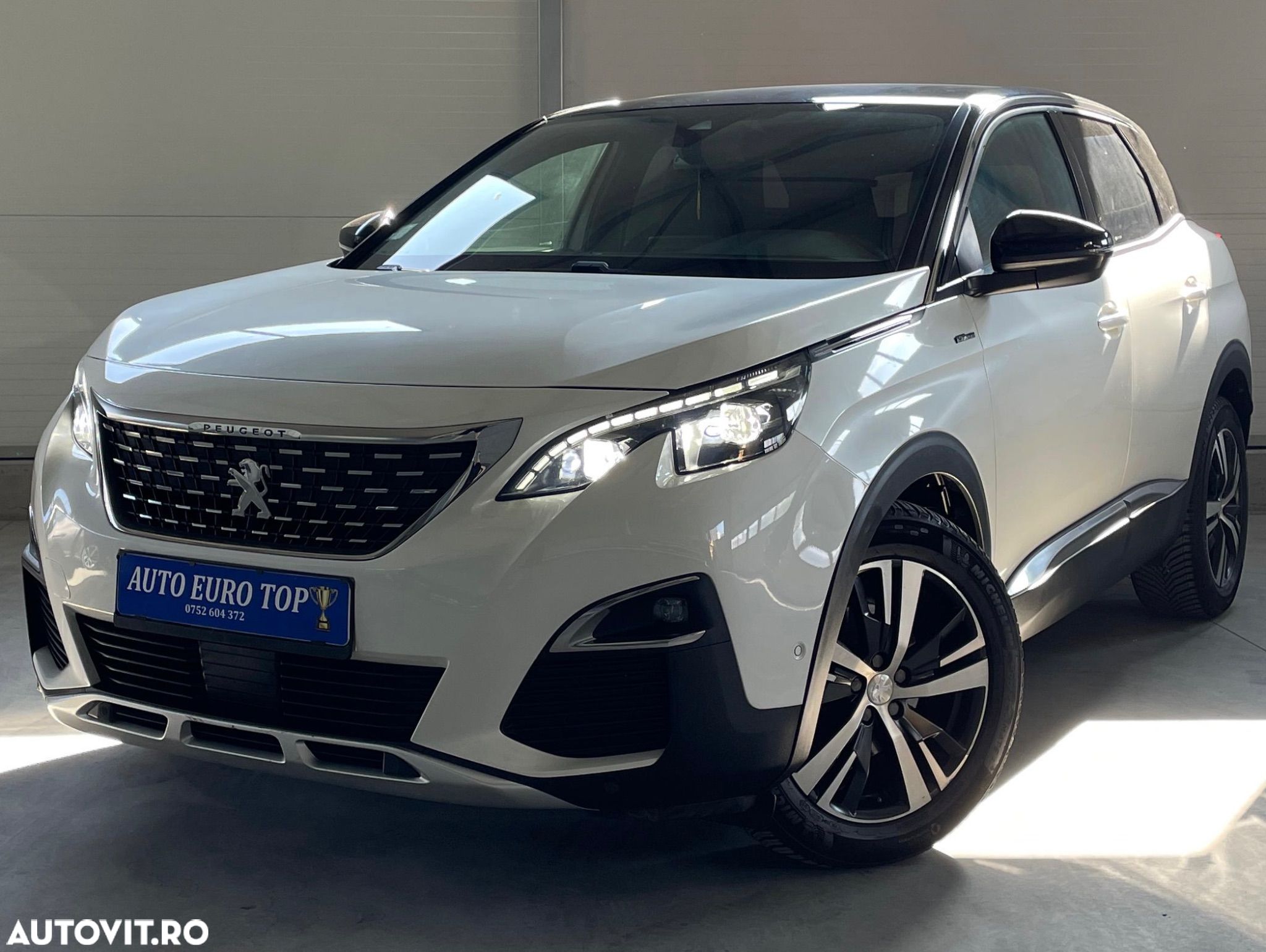 Peugeot 3008 1.2 PureTech Turbo S&S EAT6 GT-Line - 1