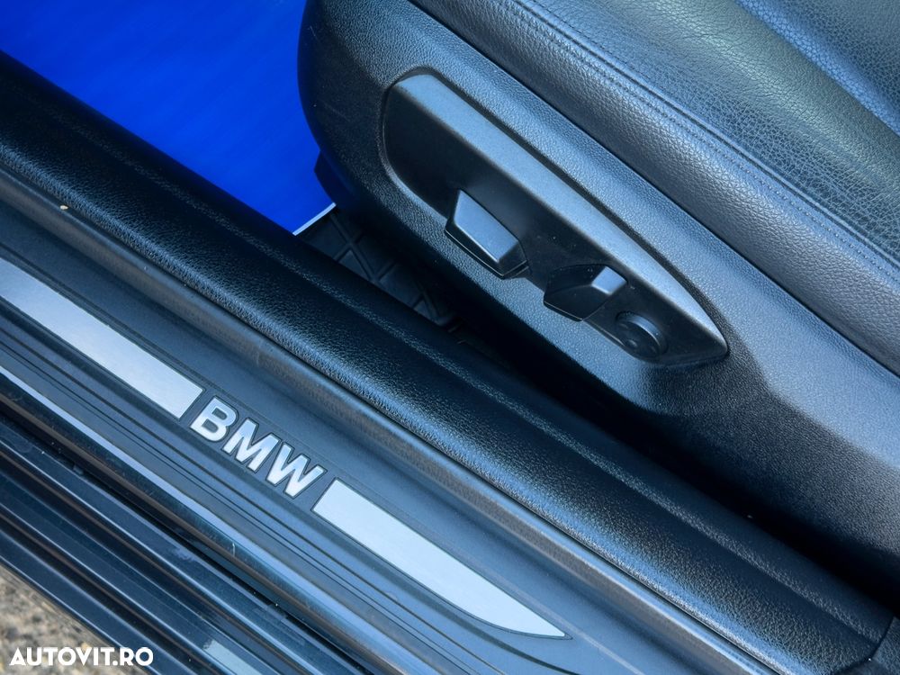 BMW Seria 5 525d Aut. - 24