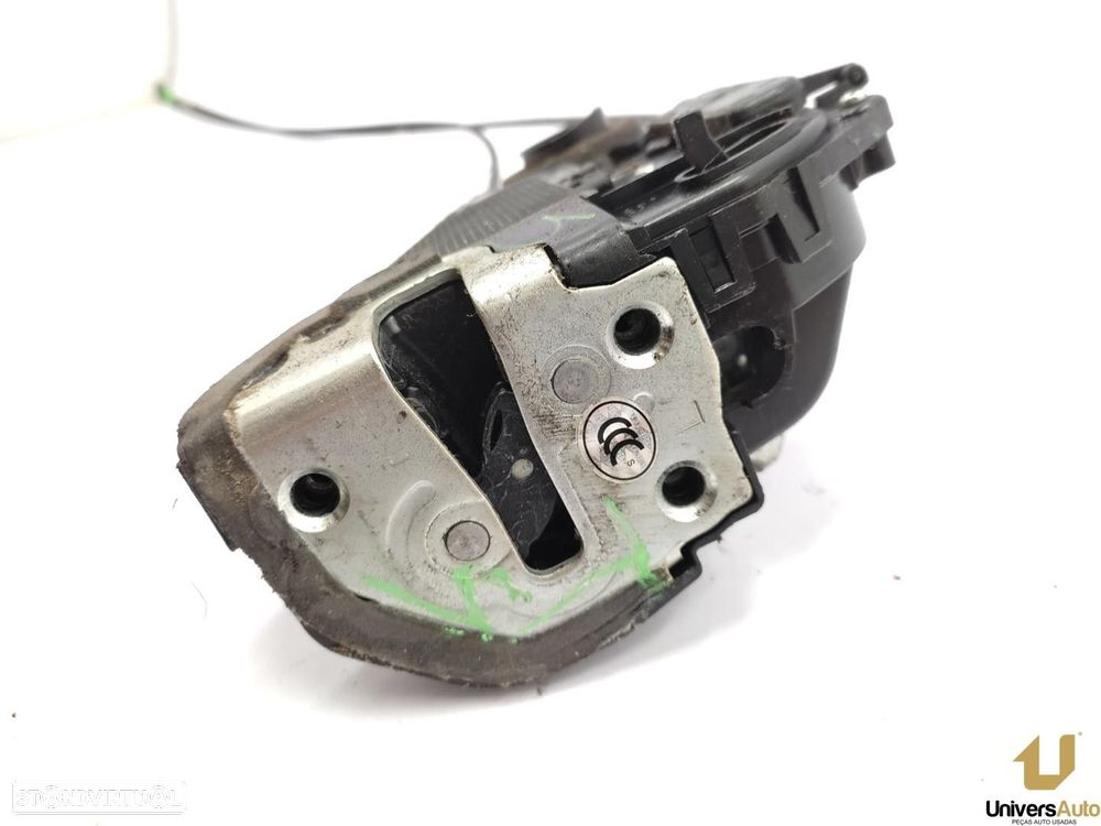 FECHADURA PORTA TRASEIRA ESQUERDA TOYOTA PRIUS FASTBACK 2007 -6906047040 - 1