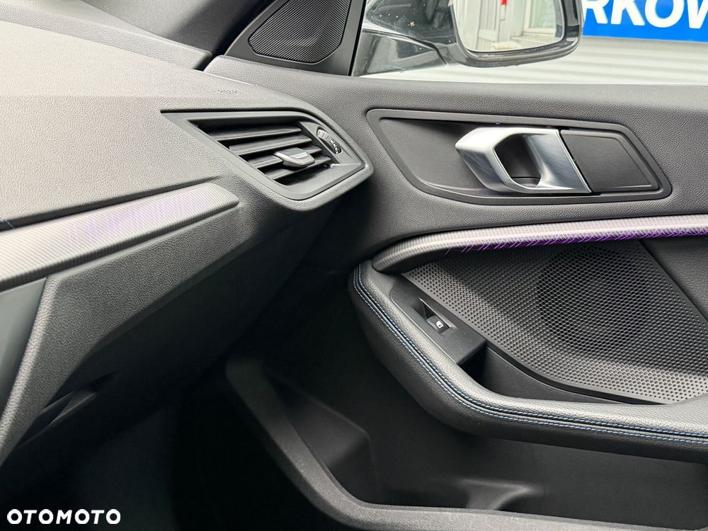 BMW Seria 2 218i M Sport - 16