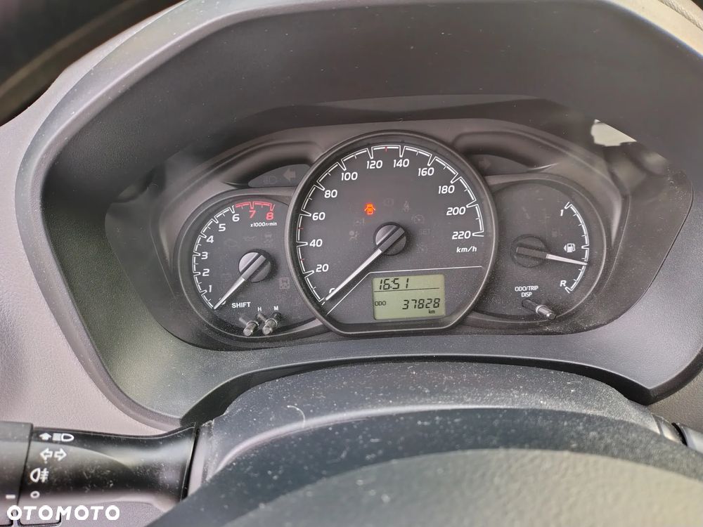 Toyota Yaris 1.5 Active - 11