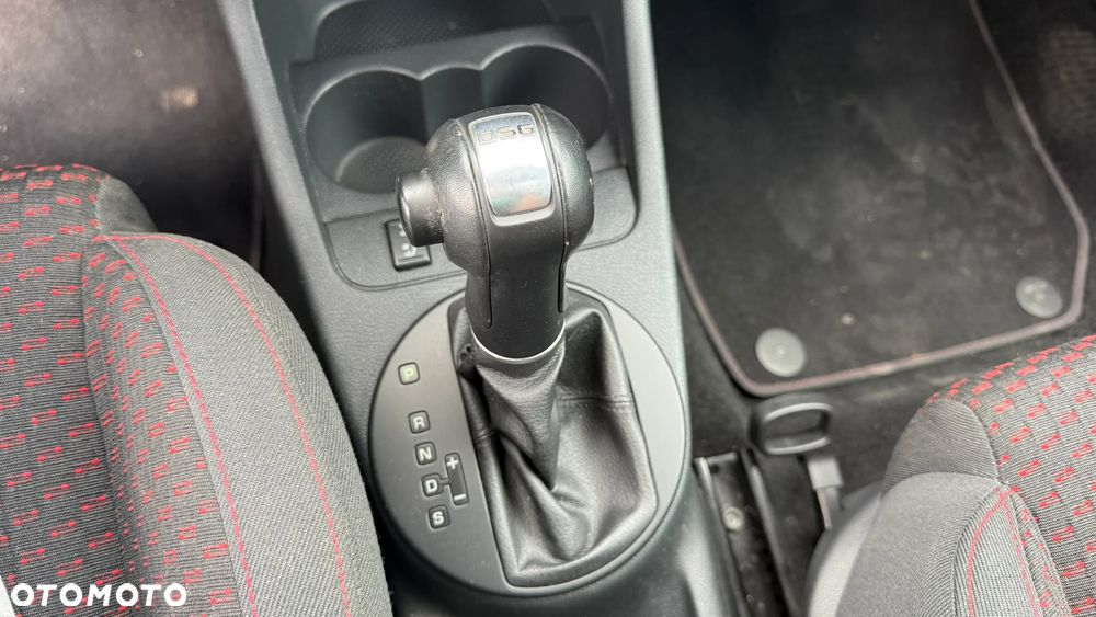 Skoda Fabia 1.4 TSI DSG RS - 14