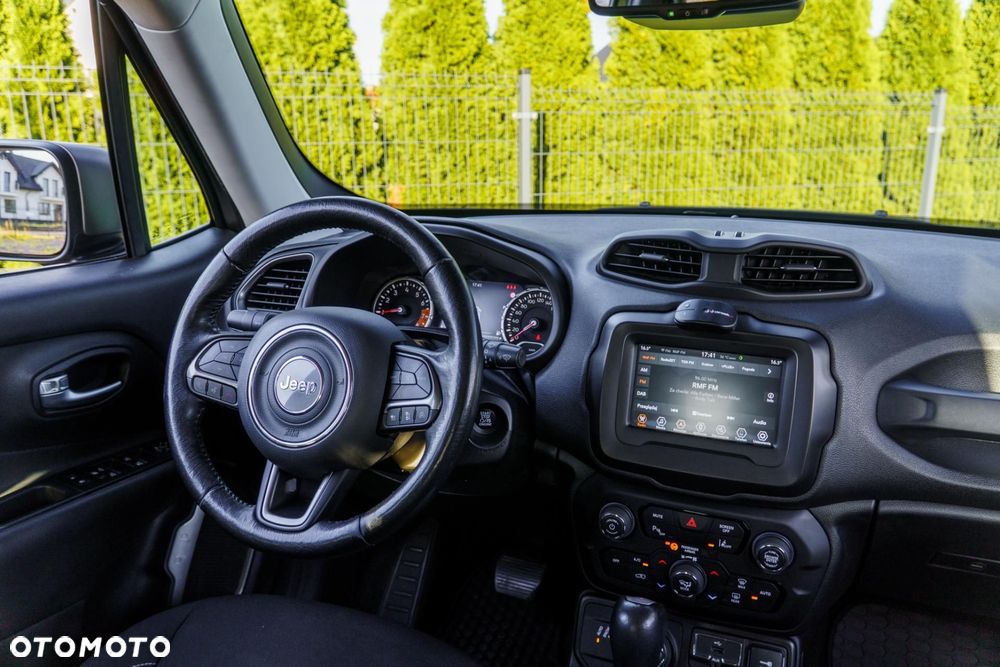 Jeep Renegade - 17