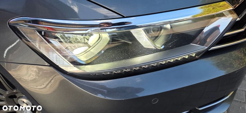 Volkswagen Passat Variant 2.0 TDI BMT Highline DSG - 23