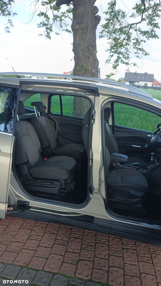 Ford Grand C-MAX - 4