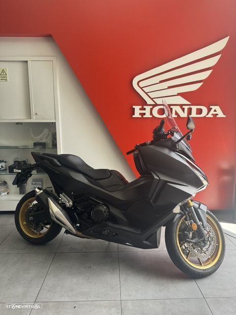 Honda Forza 750 abs - 6