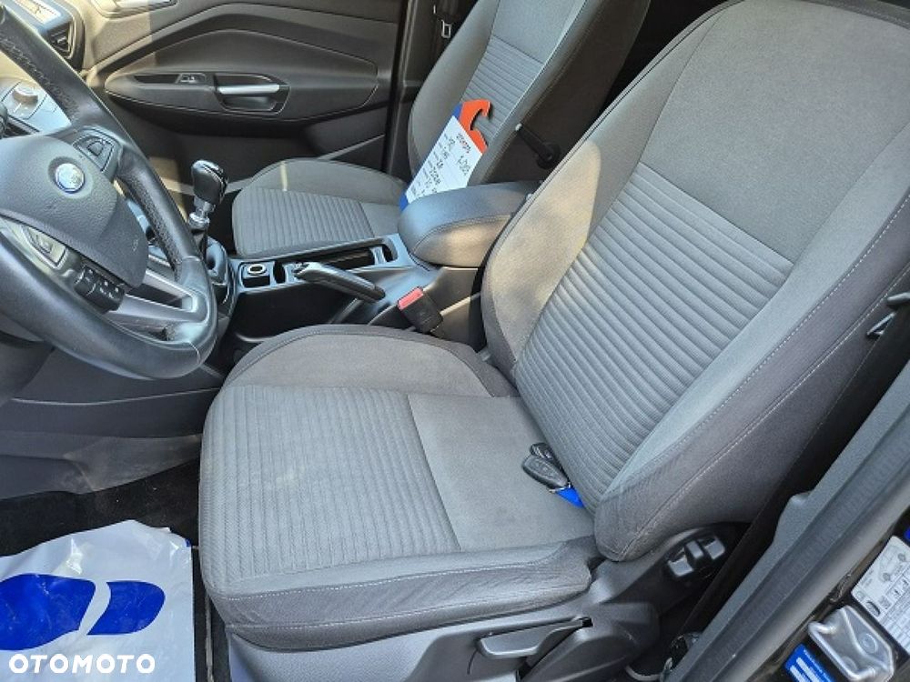 Ford Grand C-MAX - 29