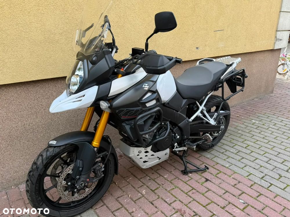Suzuki DL - 5