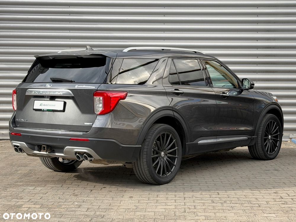 Ford Explorer EcoBoost Plug-in Hybrid ST-LINE - 5