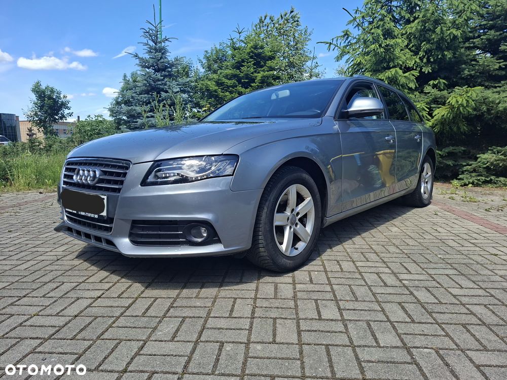 Audi A4 Avant - 11