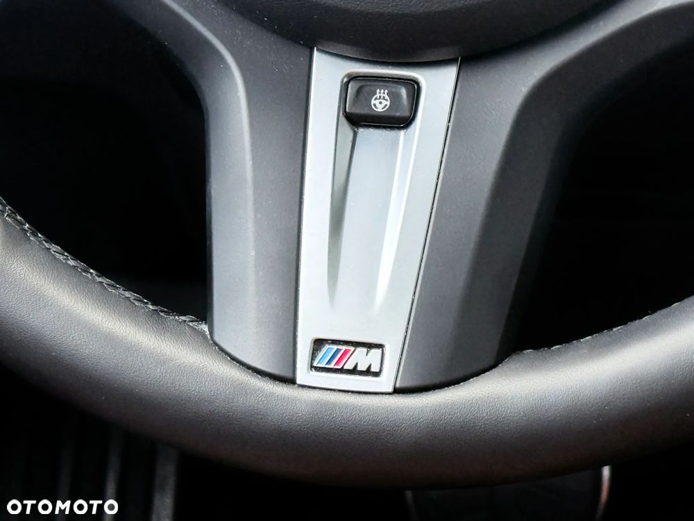 BMW Seria 3 320d xDrive M Sport - 26