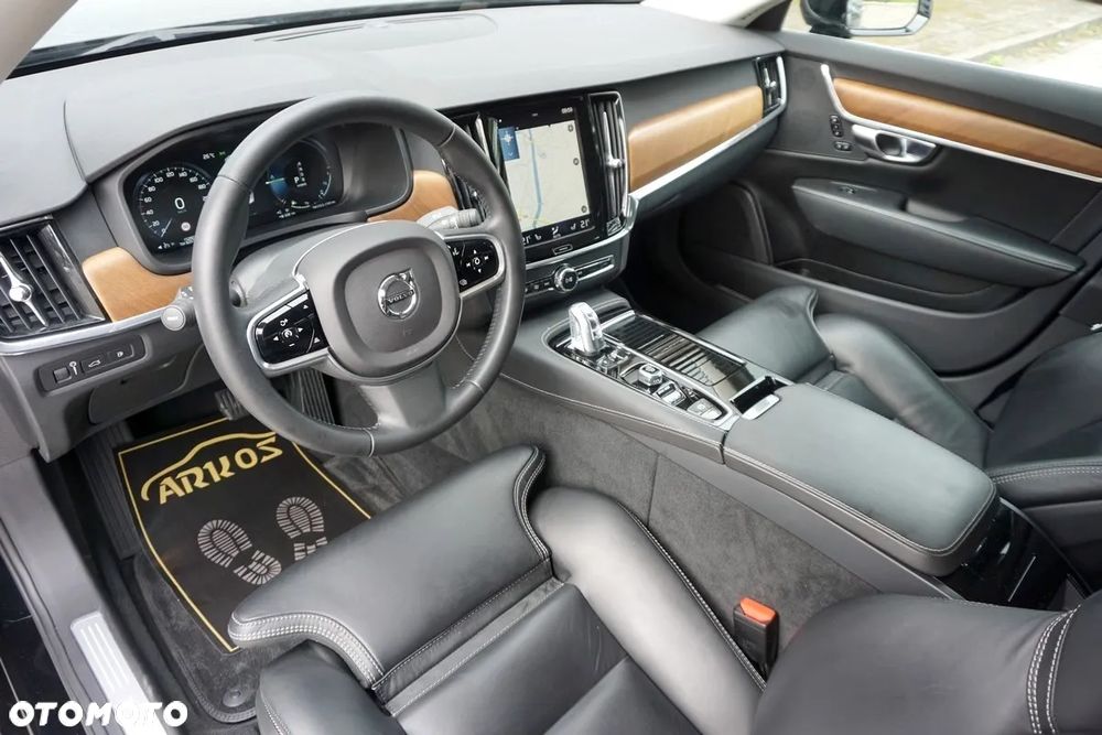 Volvo S90 T8 Twin Engine AWD Geartronic Inscription - 25