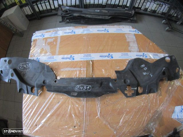 Grelha Friso 2R838C291AE JAGUAR S TYPE 2003 2.5 I 0P FRT GRE SUPERIOR DO RADIADOR - 2