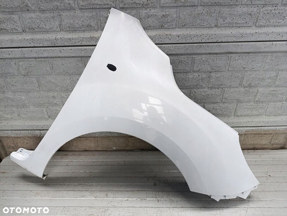 MERCEDES CITAN W415 12-21 BŁOTNIK PRZEDNI PRAWY ORYGINAŁ