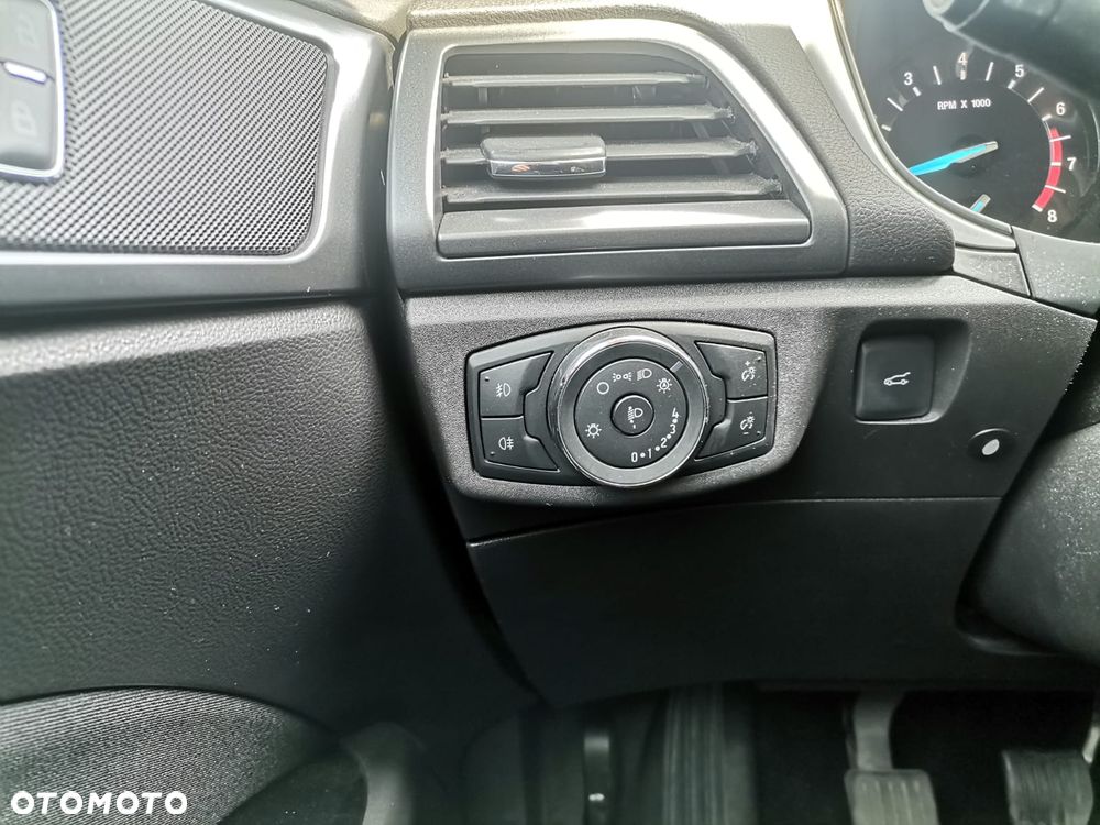 Ford Mondeo 1.5 EcoBoost Trend - 14