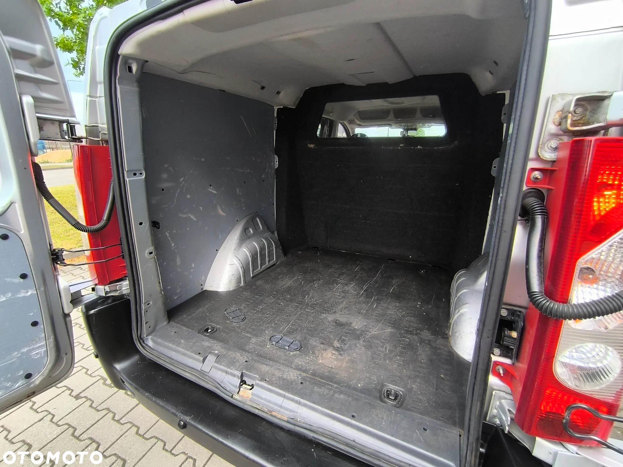 Peugeot Expert Tepee L2H1 (5-Si.) Allure - 18