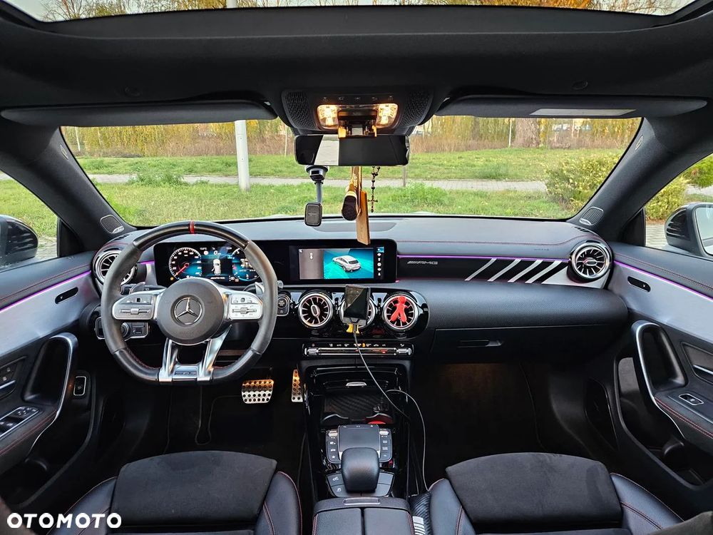 Mercedes-Benz CLA AMG 35 4Matic B AMG Speedshift 7G-DCT - 11