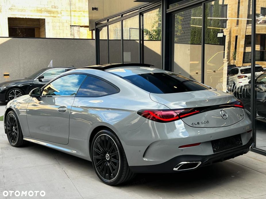 Mercedes-Benz CLE 300 mHEV 4-Matic AMG Line - 6