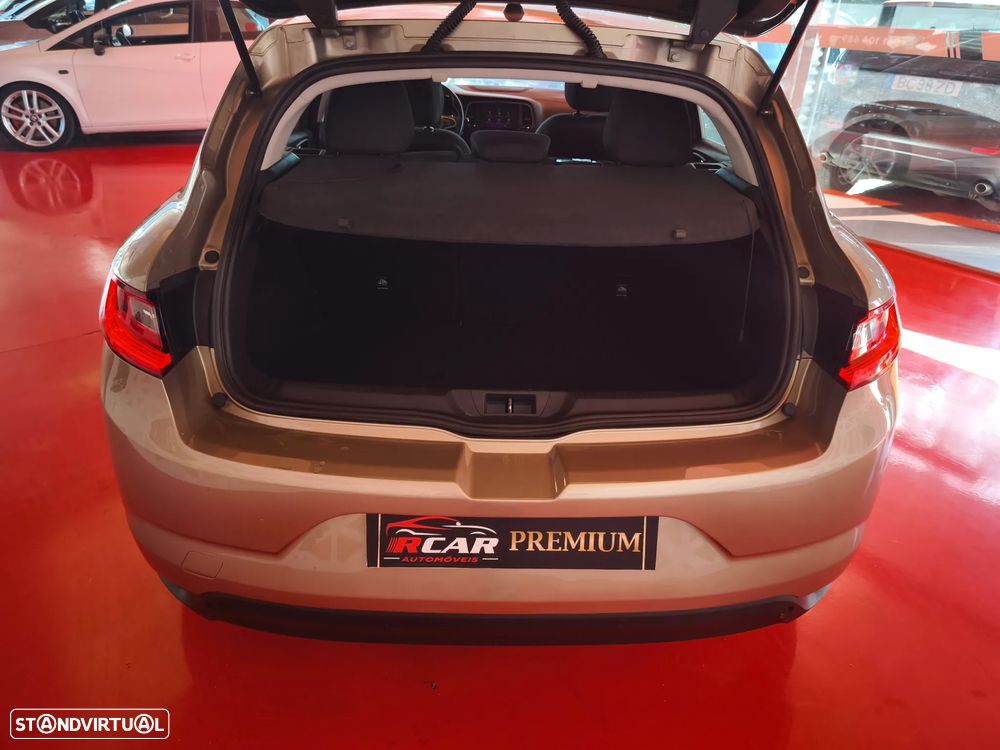 Renault Mégane 1.2 TCE Zen - 25
